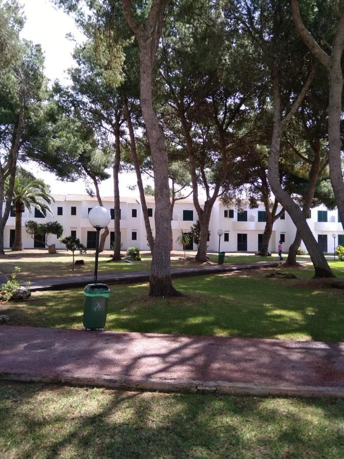 Apartamentos Playa Park Brisas Son Xoriguer カラン・ボッシュ エクステリア 写真