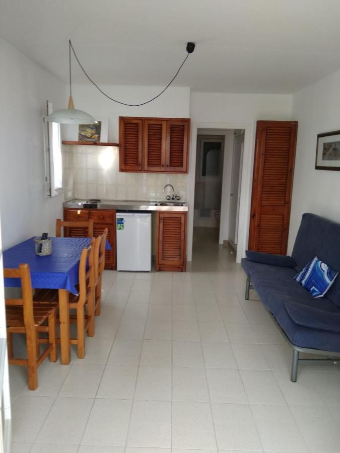 Apartamentos Playa Park Brisas Son Xoriguer カラン・ボッシュ エクステリア 写真